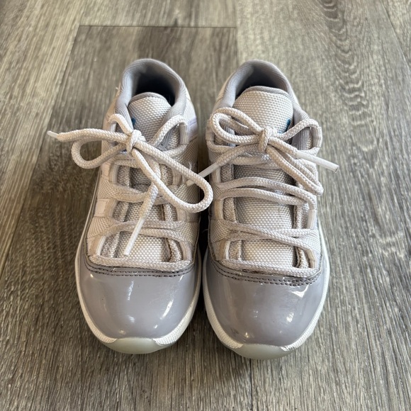 Nike Air Jordan 11 Retro Low Kids Gray Sneakers Size 10c - Picture 1 of 6